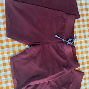 Livingston pants in burgundy